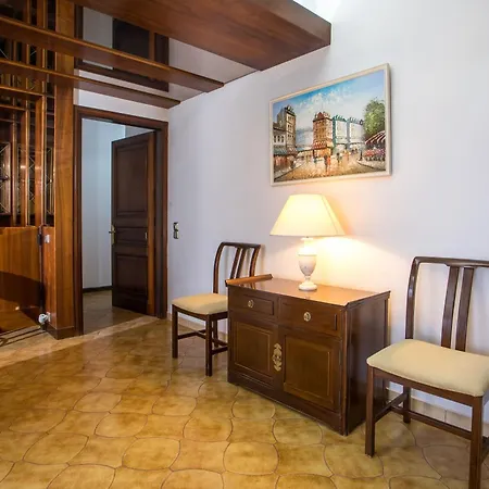 Elegant Spacious Apartment In Rhodes With Balcony Daire Rhodes City