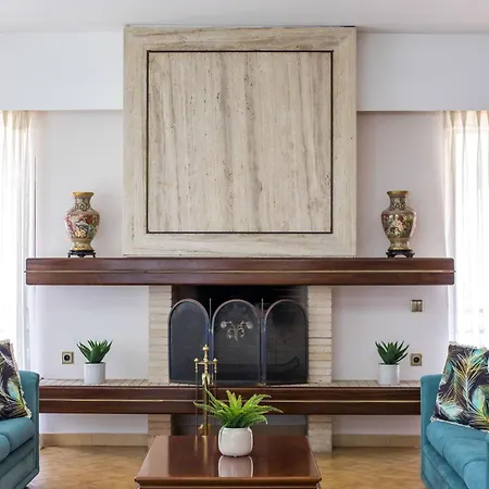 Elegant In Rhodes Town Apartment *