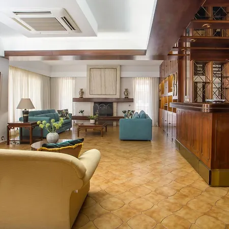 Elegant Spacious Apartment In Rhodes With Balcony *