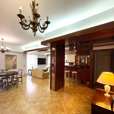 Elegant Spacious Apartment In Rhodes With Balcony Daire