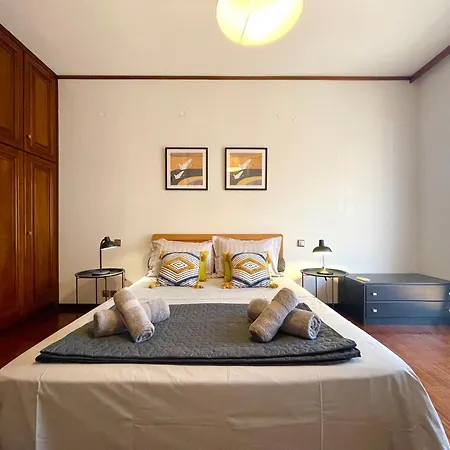Elegant Spacious Apartment In Rhodes With Balcony Daire