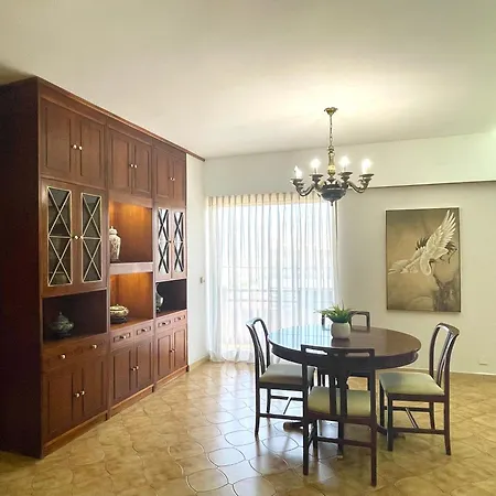 Elegant Spacious Apartment In Rhodes With Balcony Daire