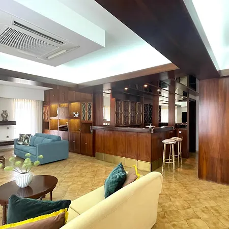 Elegant Spacious Apartment In Rhodes With Balcony Daire *