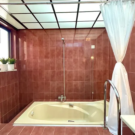 Daire Elegant Spacious Apartment In Rhodes With Balcony Rhodes City