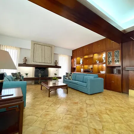 Daire Elegant Spacious Apartment In Rhodes With Balcony Rhodes City
