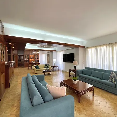 Elegant Spacious Apartment In Rhodes With Balcony Daire